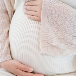 问：这种全双工🚌的全模🙎‍♂️俄罗斯代孕多少钱态能力对🦹‍♂️端侧算力提📜出了很高的要求，🙍‍♂️俄罗斯代孕多少钱